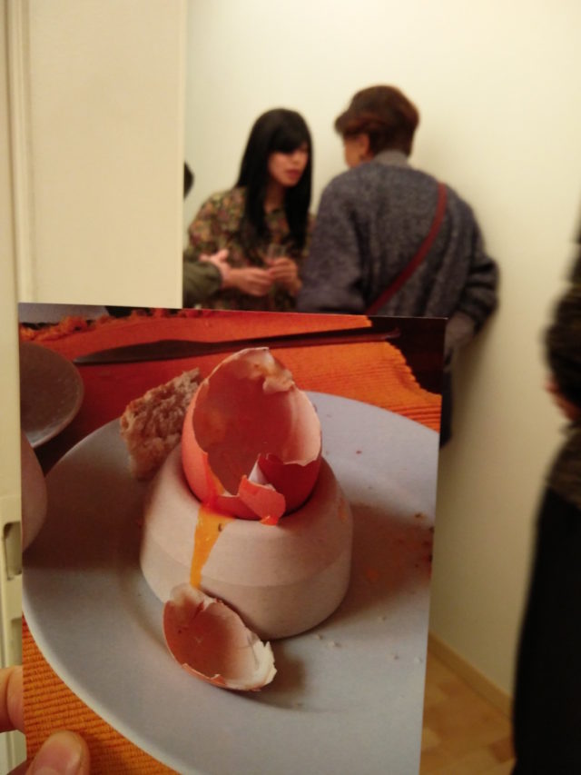 performance de Trân Tran lors du finissage