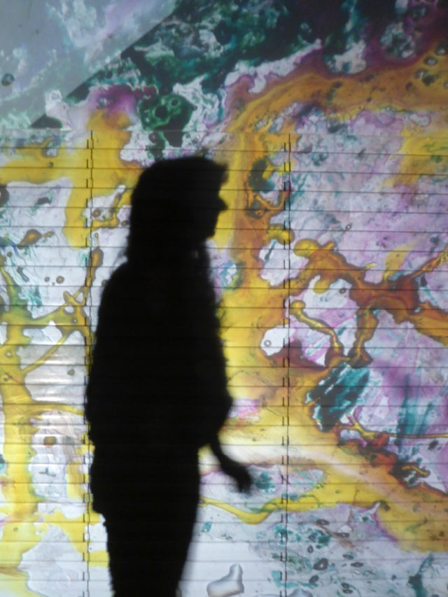 Maya Rochat, A ROCK IS A RIVER, performance