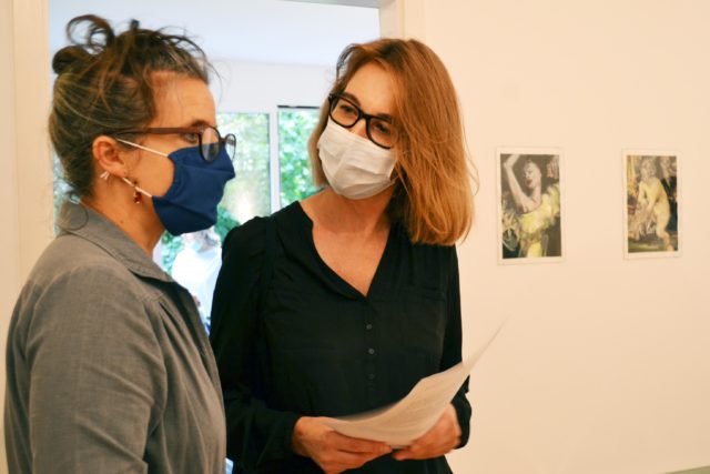 Elisabeth Llach, Hold your own