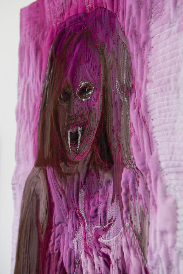 Xénia Lucie Laffely, Si les cuisses sifflaient