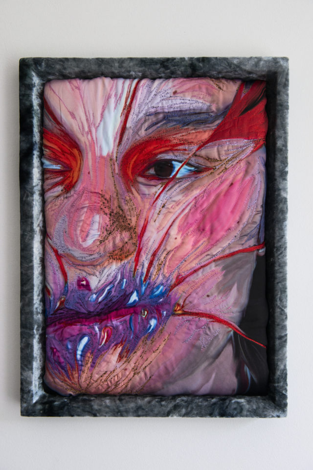 Xénia Lucie Laffely, Si les cuisses sifflaient