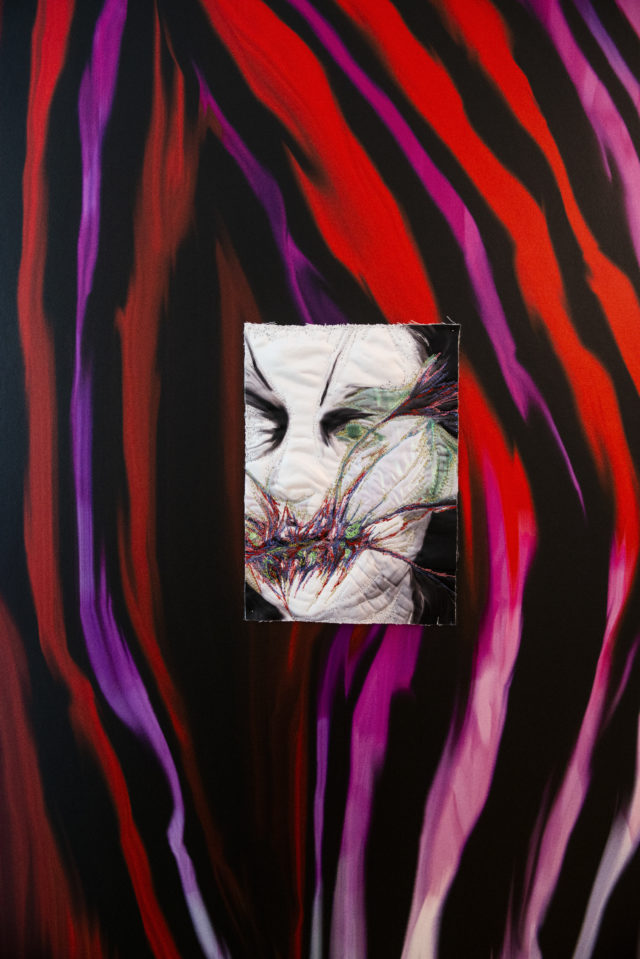 Xénia Lucie Laffely, Si les cuisses sifflaient