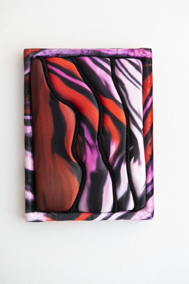 Xénia Lucie Laffely, Si les cuisses sifflaient